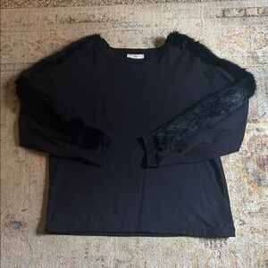 Zara Navy Sweatshirt with Faux Fur Sleeves SZ L